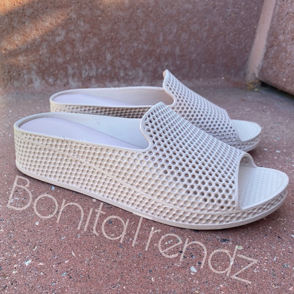 Jelly PVC Laser Cut Wedge Sandals - Picture 4 of 5